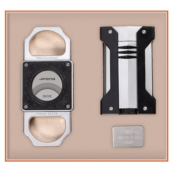 Single Cigar Case With Cigar Cutter